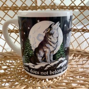 Vintage Kitchen - Vintage Howling Wolf Mug Vintage Kitchen - Vintage Howling Wolf Mug